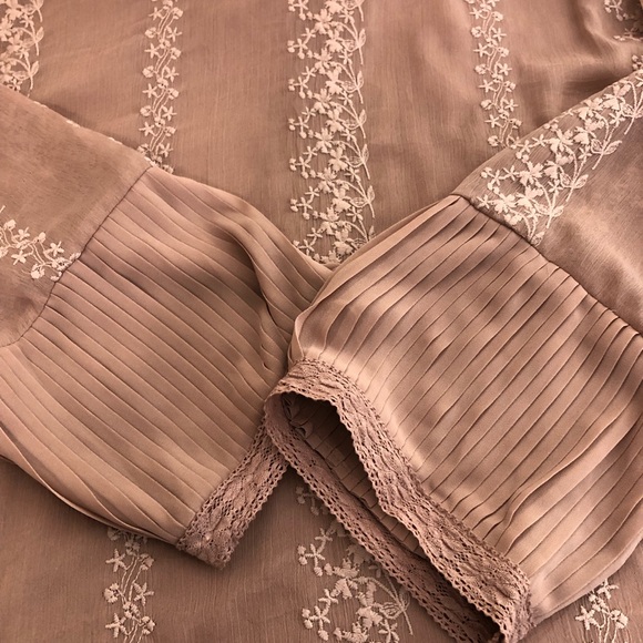 A DIP OF DARLING Victorian Blouse Dusty Rose Pink Embroidered 3/4 Sleeve SZ XL - Picture 7 of 14